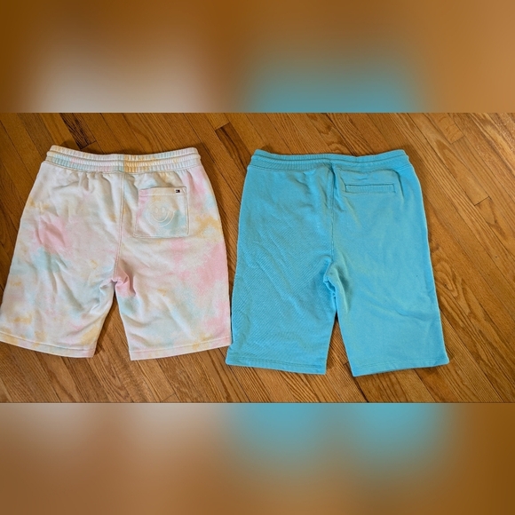 Men's Tie-Dye and Blue Shorts Set - Picture 6 of 9